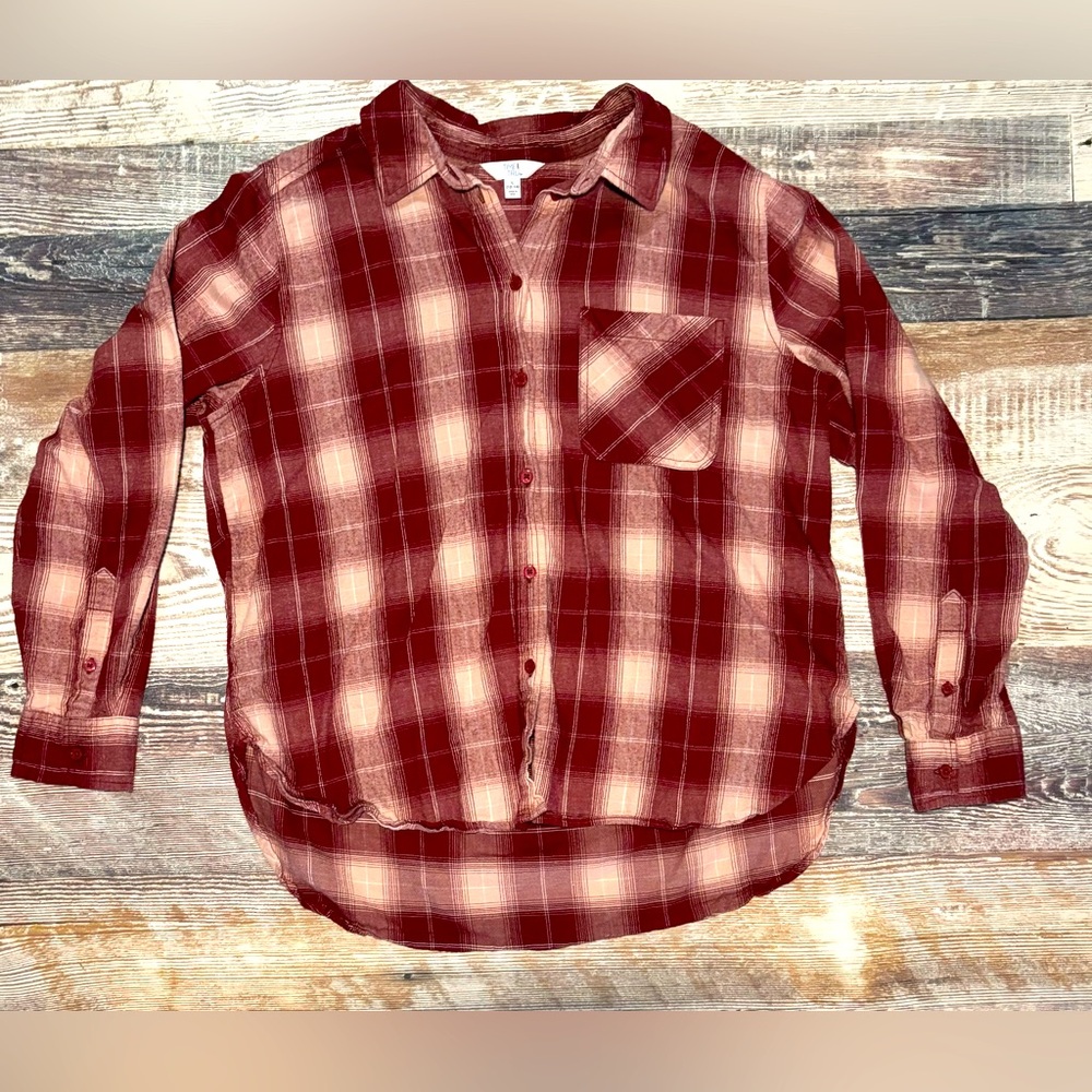 Women’s Time & Tru Button down Flannel, Cream & Red Plaid